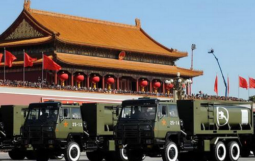 国庆大阅兵车队汽车传动带